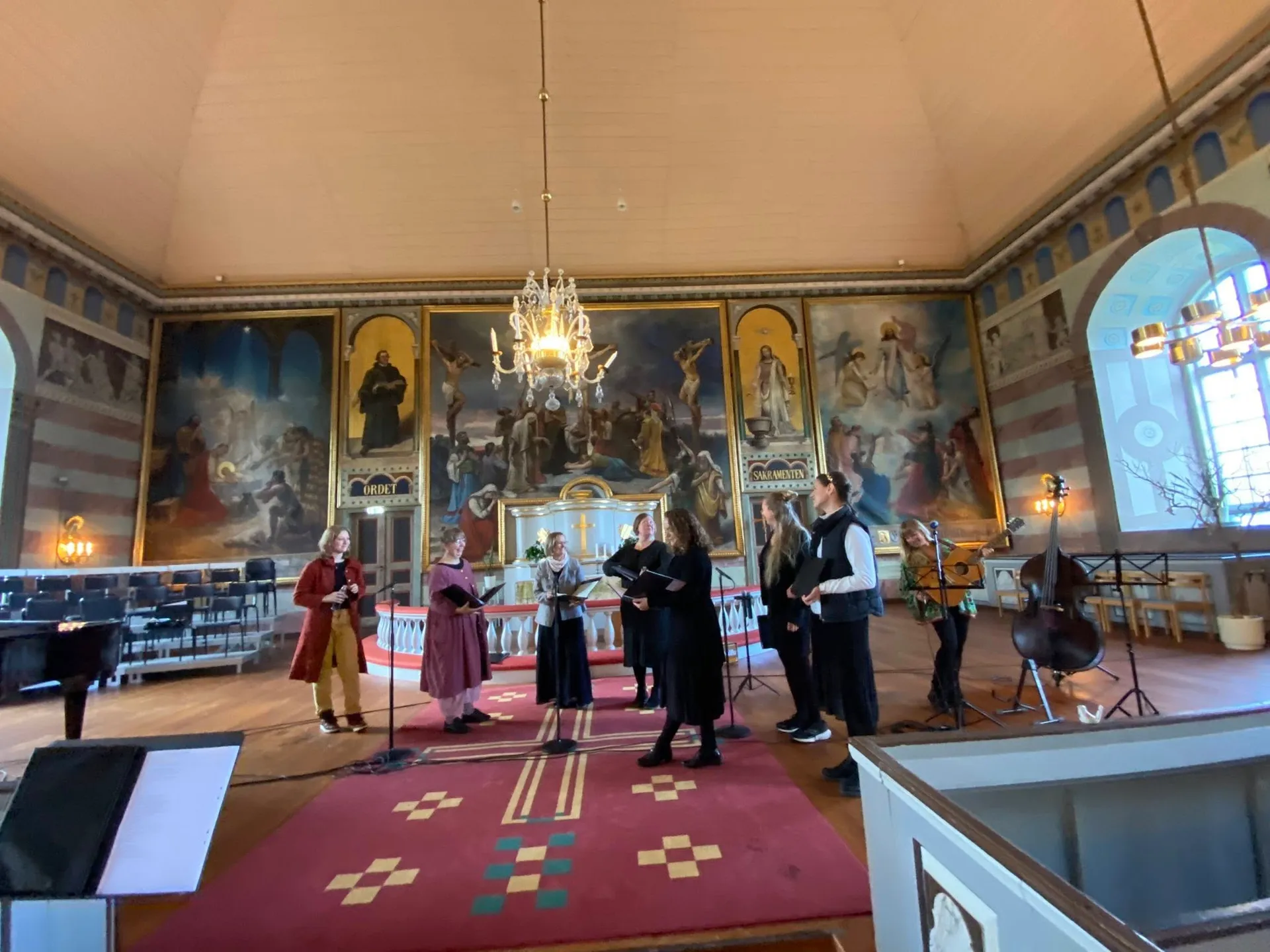 Rosenskära repeterar