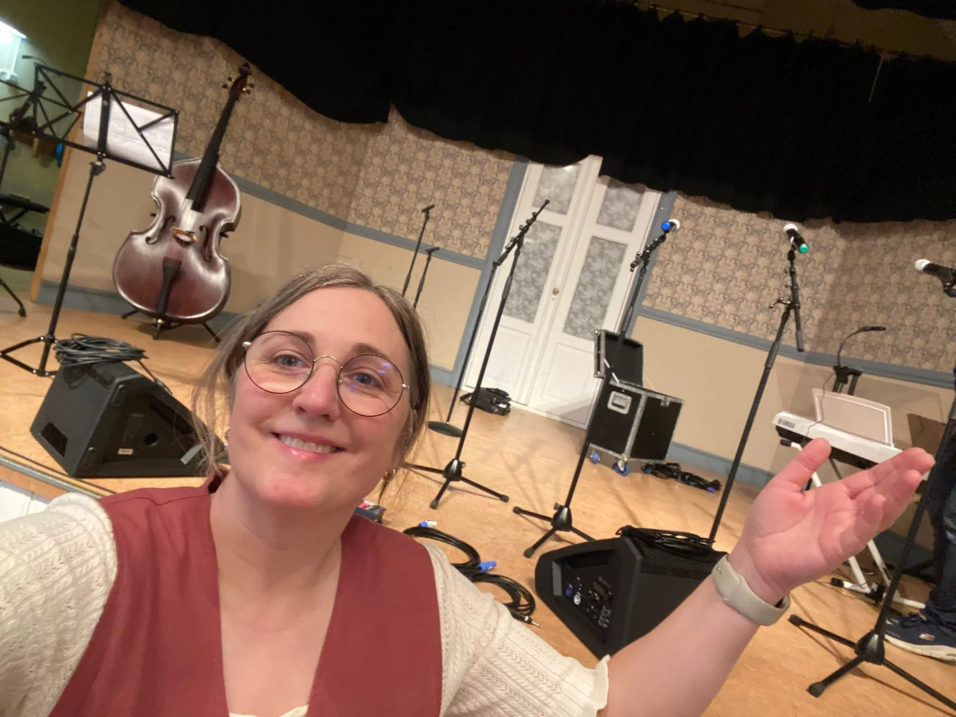 Rosenskära repeterar